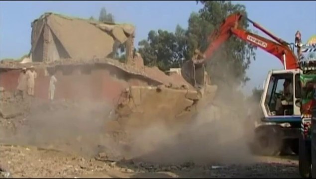 Pakistan - Doppio attentato kamikaze oltre 100 morti