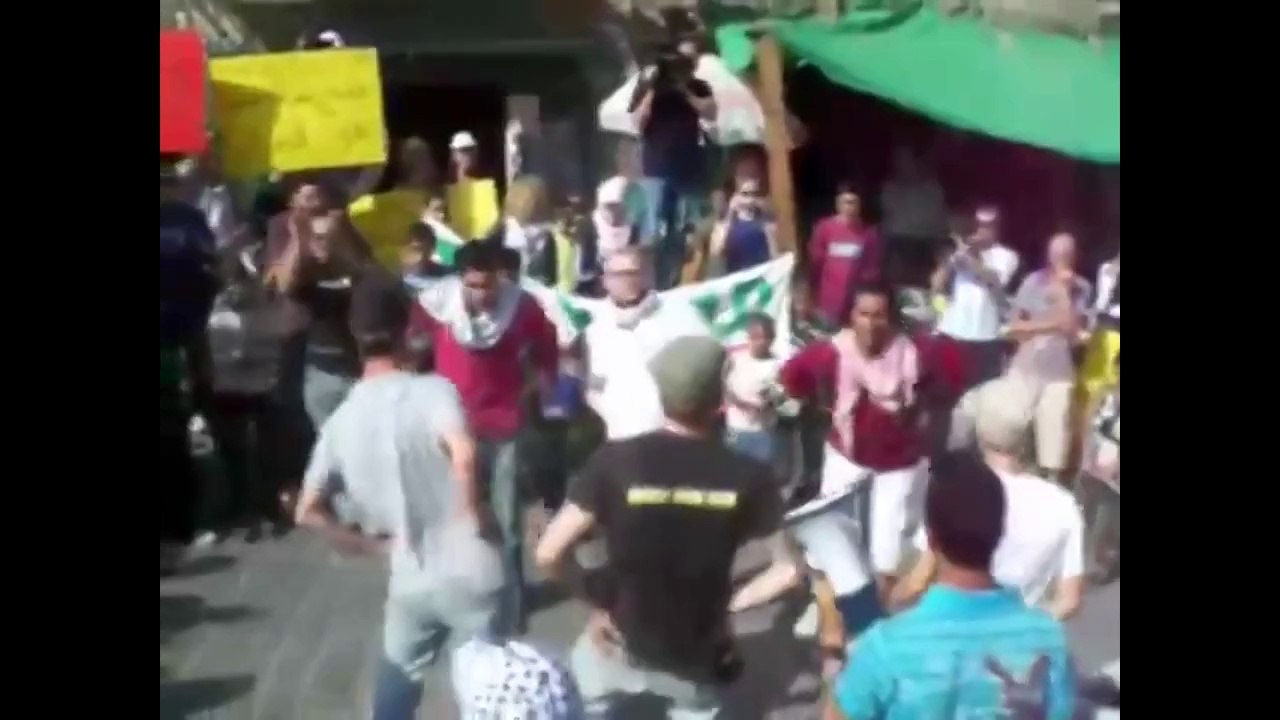 Hebron - Palestinesi ballano Lady Gaga
