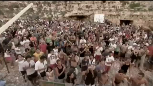 Polignano a Mare (BA) - Tuffi acrobatici, vince il russo Artem Silchenko