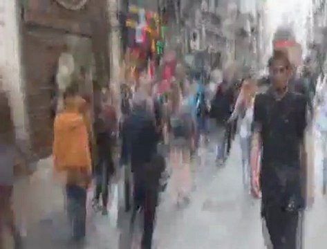 Sapık Dede Etek Altı Görüntü Çekerken Böyle Yakalandı