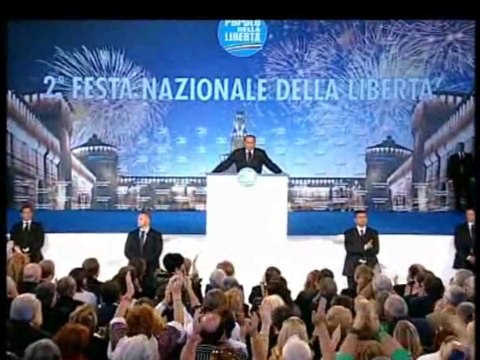 Milano - Berlusconi alla festa del Pdl - I rifiuti in Campania