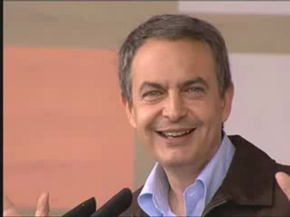 Zapatero habla del "jeroglífico" del PP