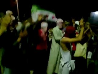فري برس ديرالزور ثورة الفرات  بقرص مسائية بقرص 1 5 2012 Deirezzor