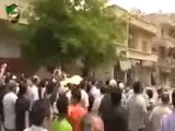 فري برس ريف دمشق  قطنا لحظة خروج الشهيد أبو أيمن من منزله1 5 2012 Damascus