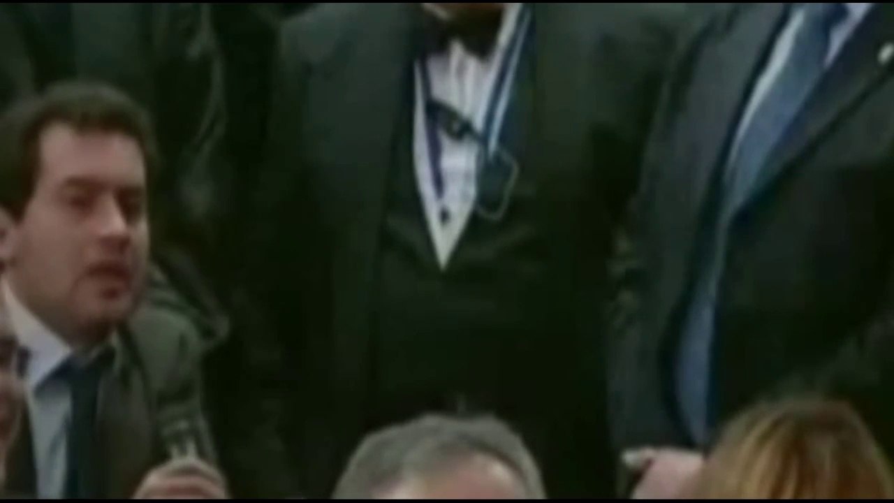 Berlusconi - Lei non è compos sui