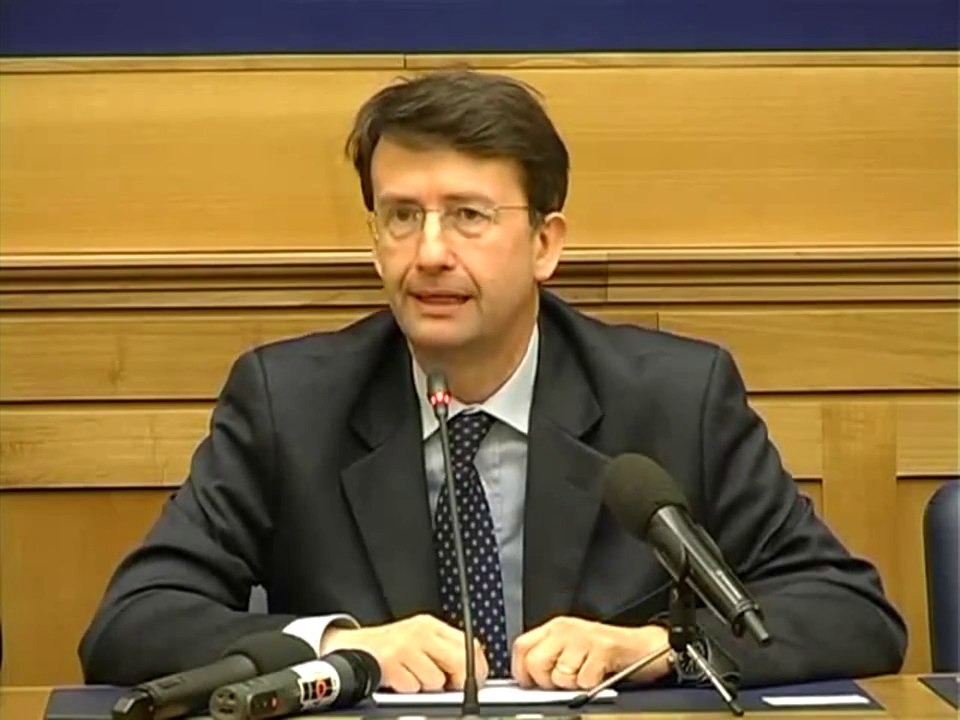 Franceschini - Libia, bisogna schierarsi
