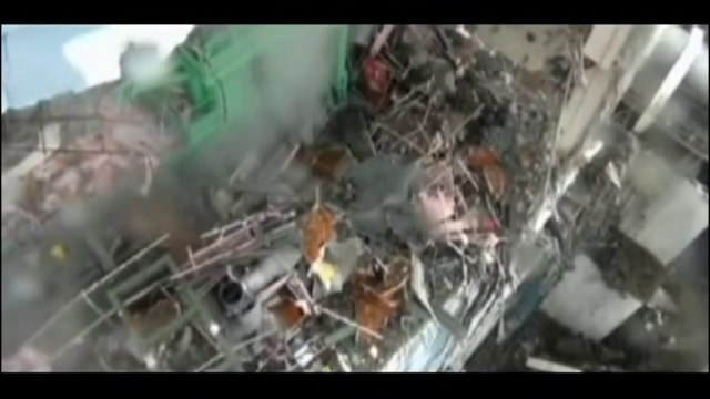 Giappone - Fukushima, il reattore n. 4 danneggiato