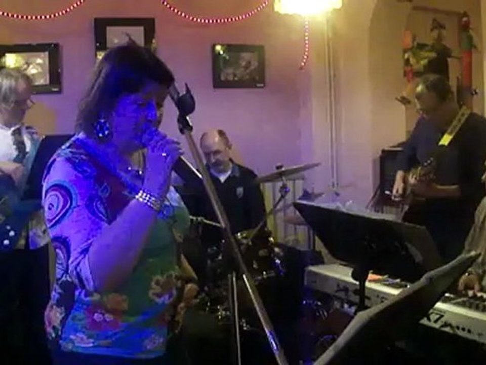 12  16 04 12 Patchwork avec Véronique DAUDON et Réginald Jambon (guitare)