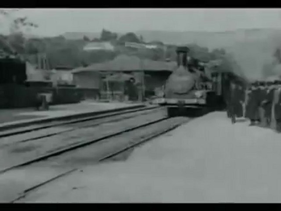 Arrival of a Train at La Ciotat (1895) - Lumière brothers - Vídeo ...