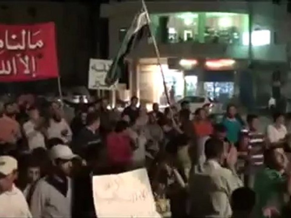 فري برس ادلب بنش مسائية رائعة أغنية حمص تناديك ياشام 25 4 2012 Idlib