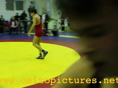 Superiority of the Volga Federal District. Samara, Russia, 03.12.2011. Wrestling - 2011 ositopictures.net [02] ositopictures.com