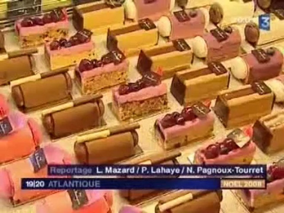 fr3 noel Christophe Roquet présente ses buches de noel