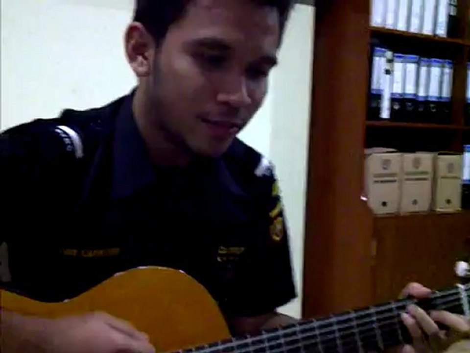 VID-20120425-00003