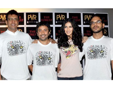 Oscar Nominated Ashvin Kumar's 'The Forest' First Look Unveiled - Bollywood News