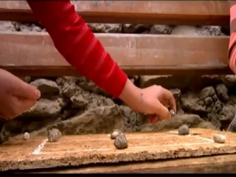 برومو مهرجان الجزيرة الدولي الخامس للأفلام التسجيلية 4