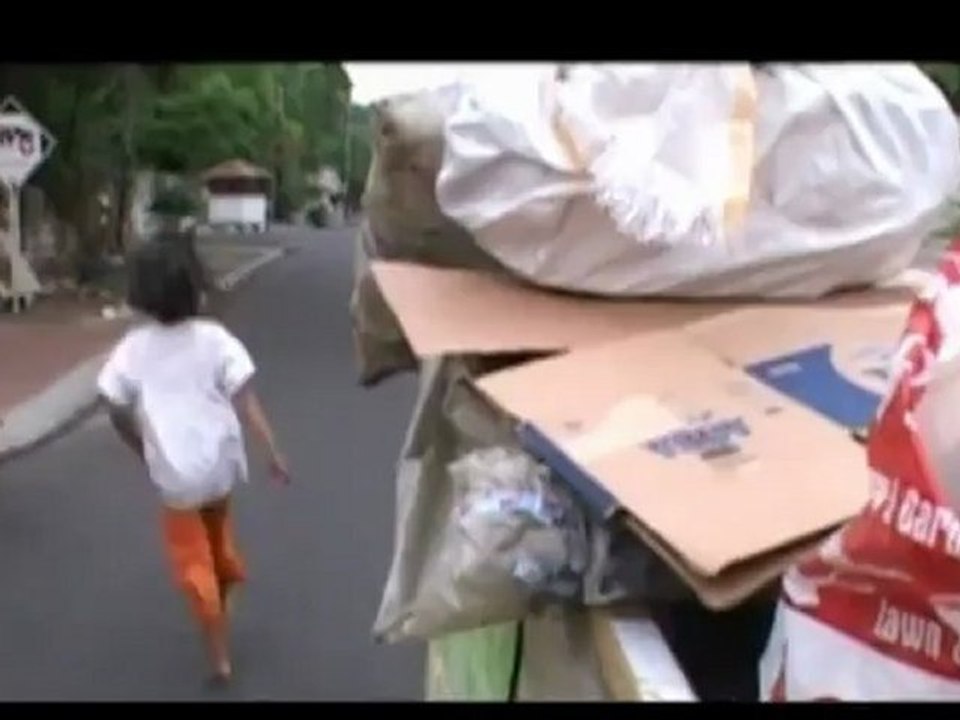 برومو مهرجان الجزيرة الدولي الخامس للأفلام التسجيلية 5