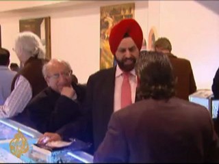 Frenzy over New York auction of Gandhi items - 06 Mar 09