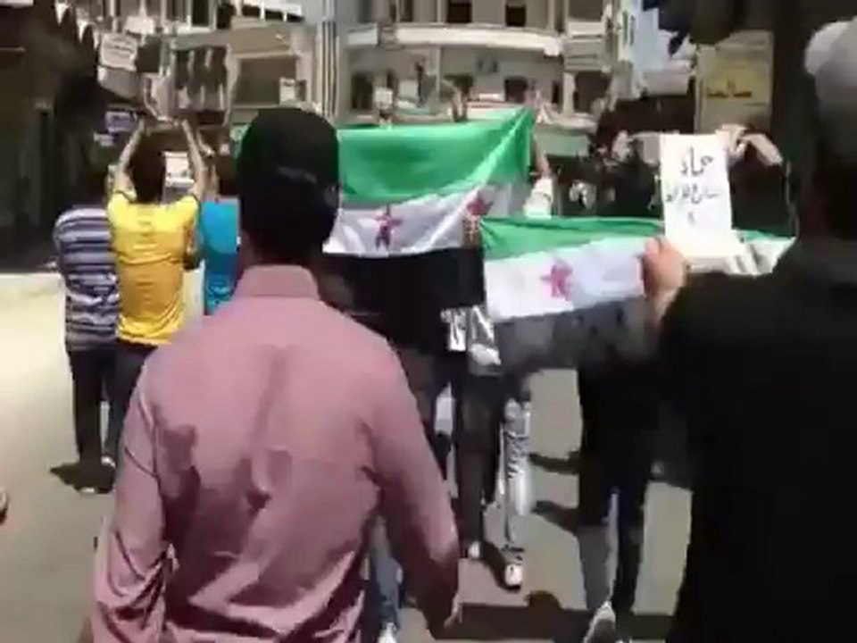 فري برس حماة  المحتلة هام  إطلاق رصاص على مظاهرة المرابط 26 4 2012 Hama