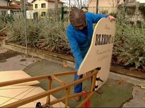 Gérard Lejeune construit un Blériot XI