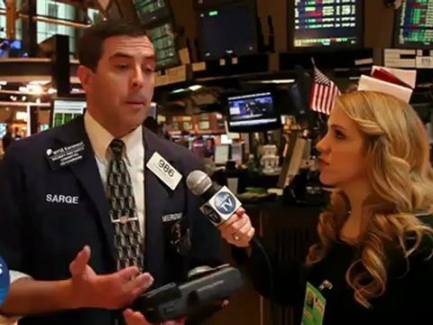 Stocks Edging Up Following Positive Housing Data, Jobless Claims Down Slightly