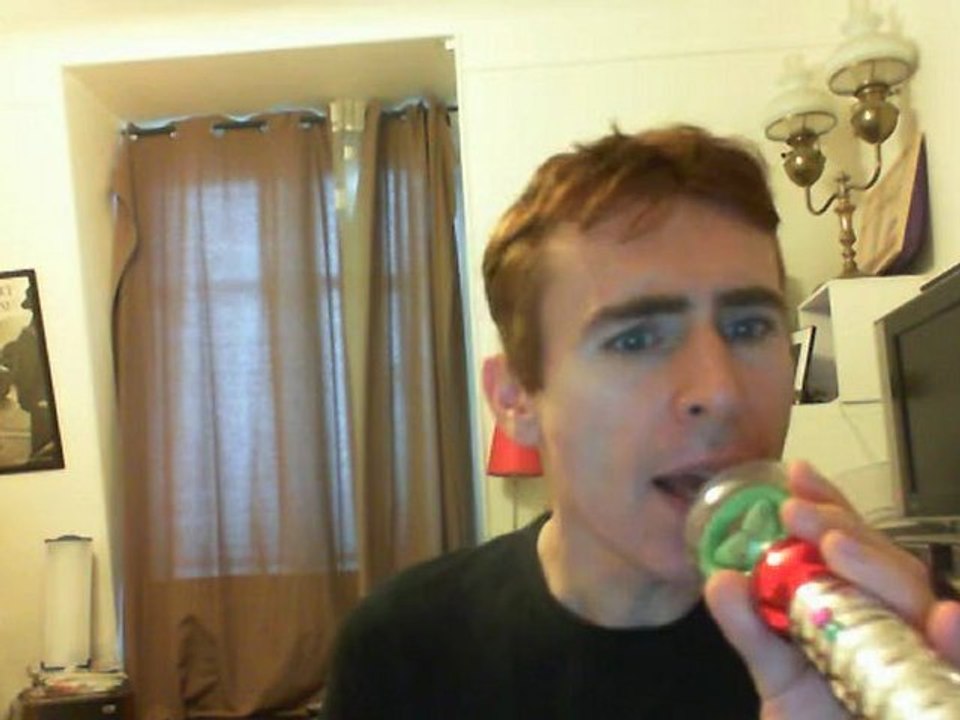 Wiwi égratigne "viens me le dire" de JP Nataf