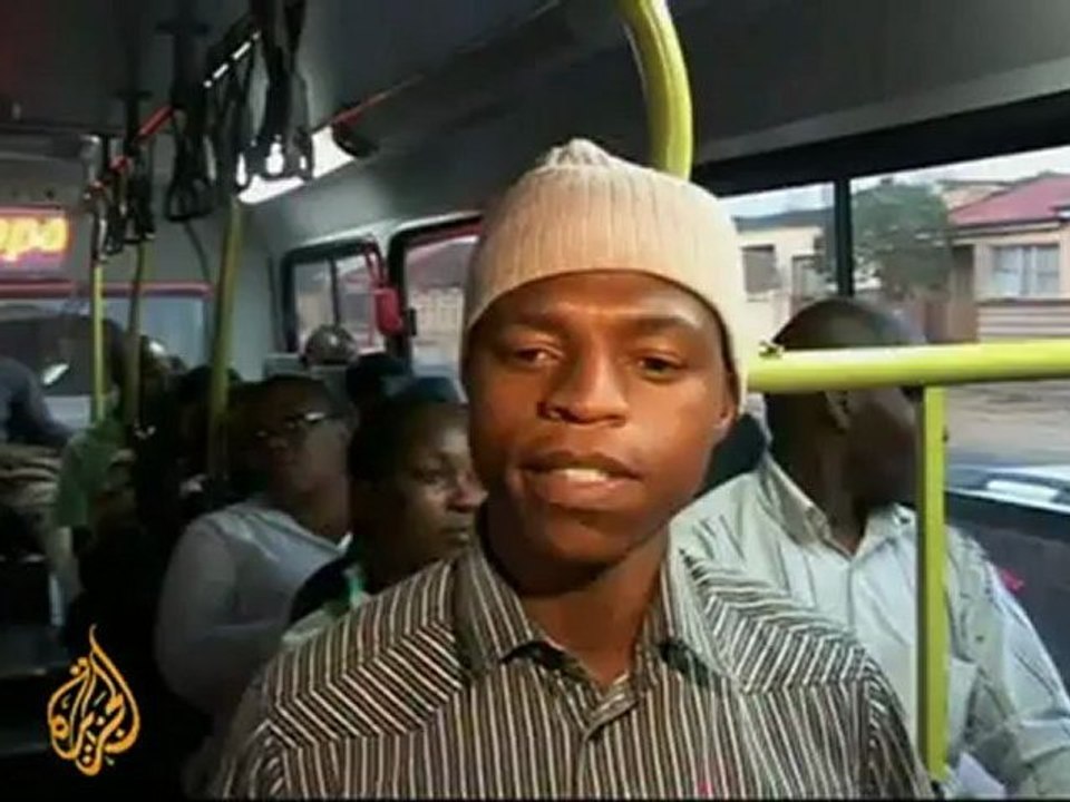 South African taxi drivers angry over new buses - 4 Sep 09