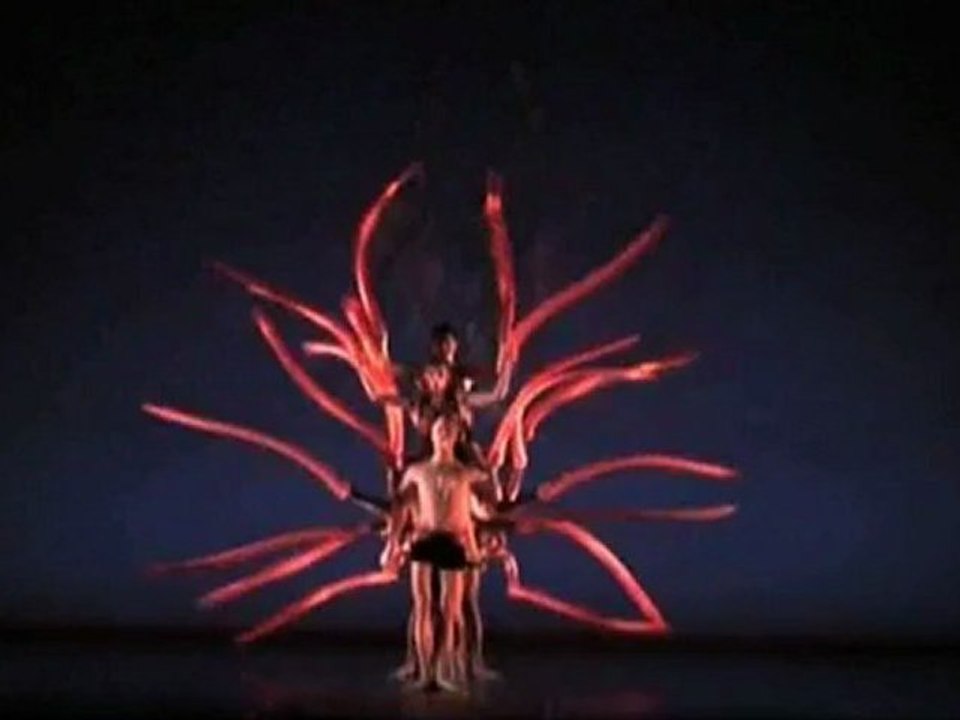 Momix - Festival Vaison Danses 2012