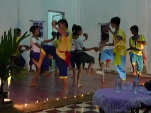 Cambodge Kampot école musique et danse (5)