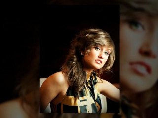 Tough Chic #0024  ||  Fashion-Model Photos Set to Music