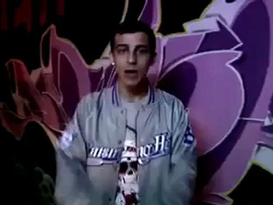 Norm Ender - Icınde Patlar 2010