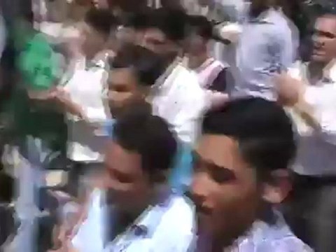 فري برس ريف حلب الأتارب المحتلة جمعة اتى امر الله فلا تستعجلوه مظاهرة تطالب برحيل البطة27 4 2012 Aleppo