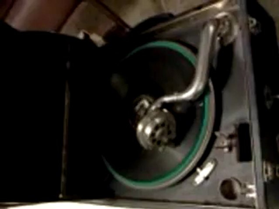 MOV027