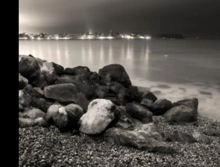 Hüseyin Yıldırım--Kayanın Dibinde