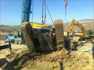 Liebherr LB 28 drilling rig got broken on the jobsite