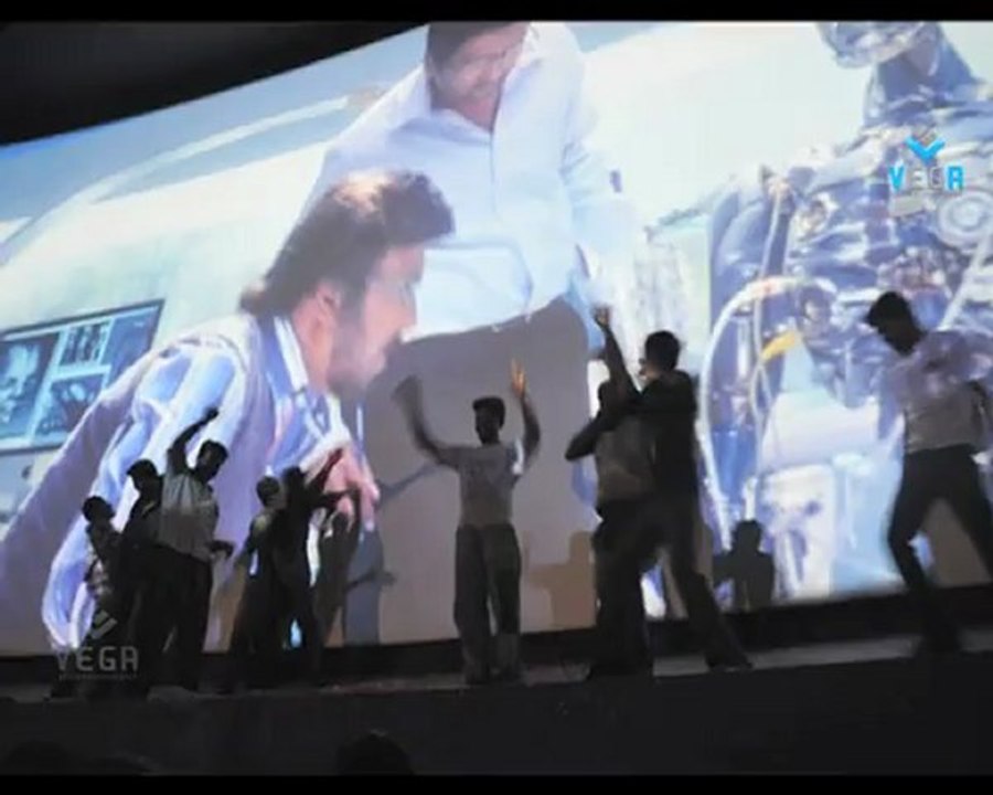 Google Vs Rajinikanth | Superstar is Top Forever