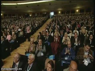 González: "Aguirre es la roca firme del partido"