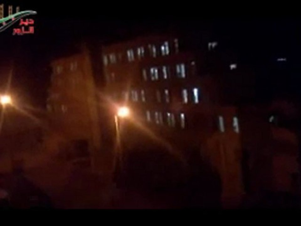 فري برس  ديرالزور مظاهرة السكن الجامعي في ديرالزور 27 4 2012 ج2 DeerALzoor