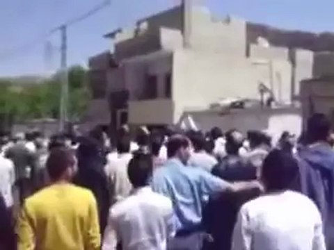 فري برس ريف دمشق وادي بردى بسيمة جمعة آتى أمر الله فلا تستعجلوه 27 4 2012 ج2 Damascus