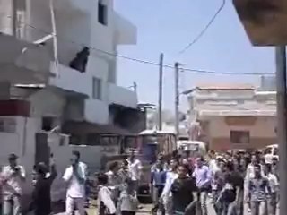 فري برس ريف دمشق كناكر جانب من مظاهرة جمعة أتى أمر الله فلا تستعجلوه 27 4 2012 Damascus