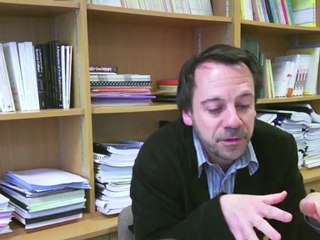 Le système oblige-t-il les petits partis à se présenter ?