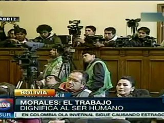 El trabajo dignifica al ser humano: Evo Morales