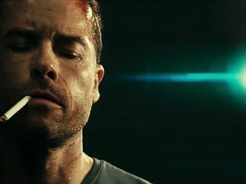 Lock Out (2012) - bande-annonce VF