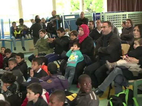 Stage Colombes en Foot Pâques 2012 : la cérémonie de clôture du stage