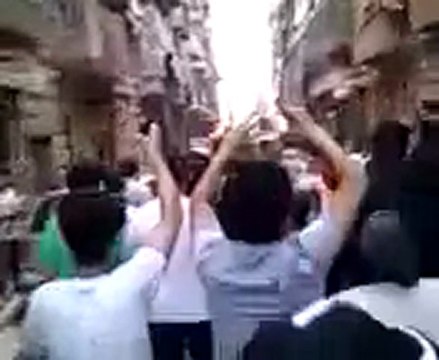 فري برس حلب مظاهرة احرار حي صلاح الدين 28 4 2012 Aleppo