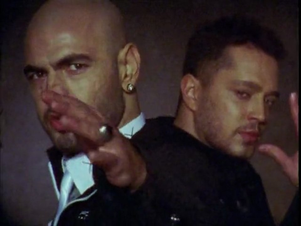 Murat Boz & Soner Sarikabadayi - IKI MEDENI INSAN video klip HQ