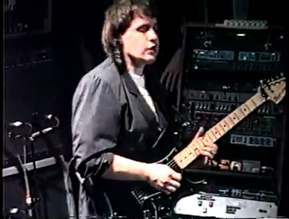 Marillion- Rare Footage 1992- Hotel Hobbies/Warm Wet Circle/That Time of the Night "Live" 1992