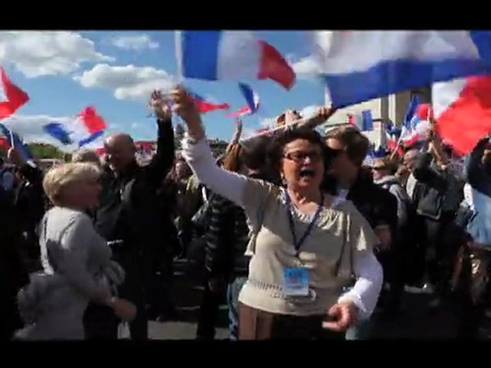 Meeting de Sarkozy au Trocadéro le 1er mai 2012