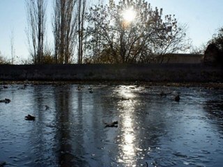 Özcan Türe - Keşkem Bu Ellere Gelmez Olaydım
