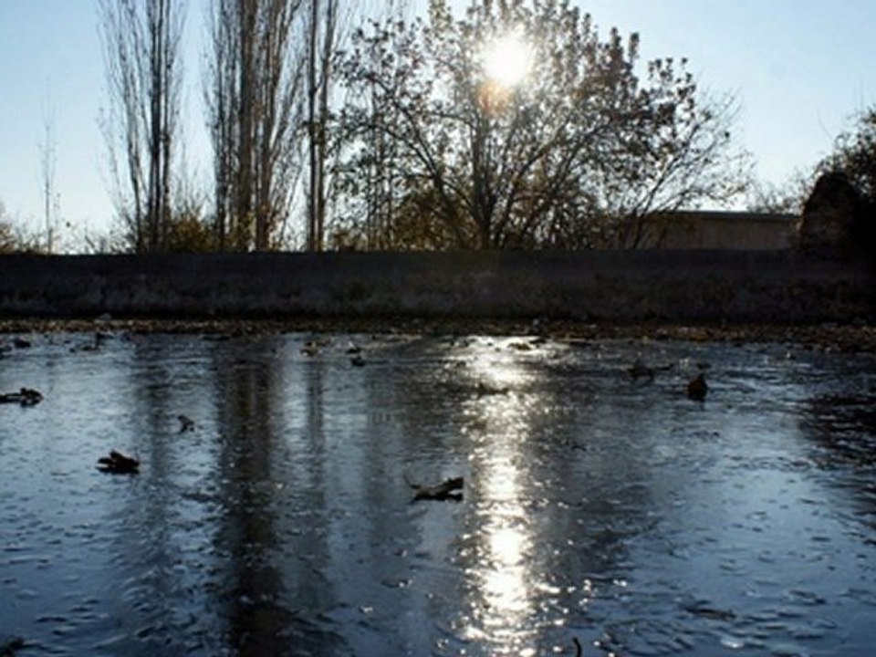 Özcan Türe - Keşkem Bu Ellere Gelmez Olaydım