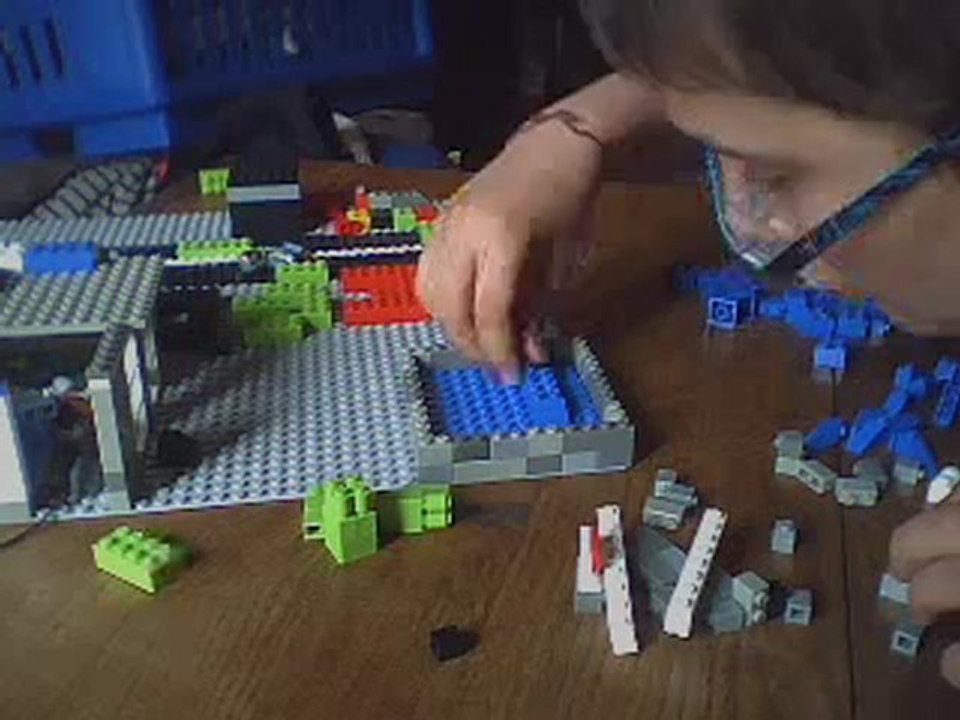 [Tuto] Comment Construire: une fontaine Lego .